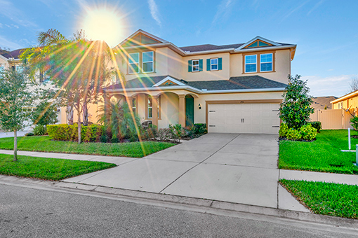 A House in Hillsborough County Photographed in the Morning by a Real Estate Photographer