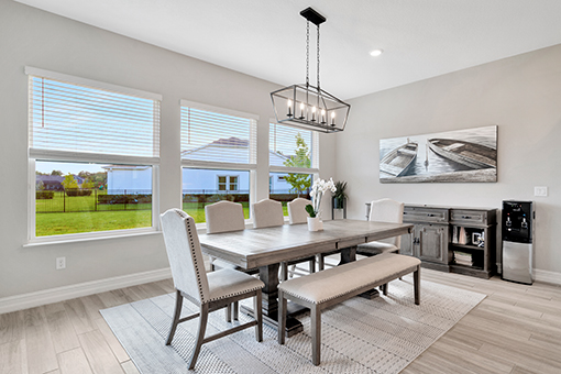 Pic of a Dining Area Captured by a Lutz-based Real Estate Photographer