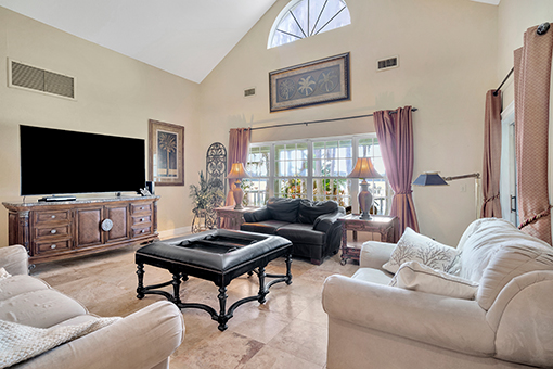 Image of a Cozy Living Room Taken by a Keystone Real Estate Photographer